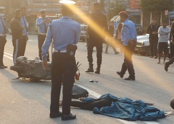 पोखराको चिप्लेढुंगामा बसको ठक्करबाट युवतीकाे मृत्यु