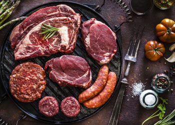 दशैंको खानपानले बढ्नसक्छ तौल, यसरी रहनुस फिट एन्ड फाइन