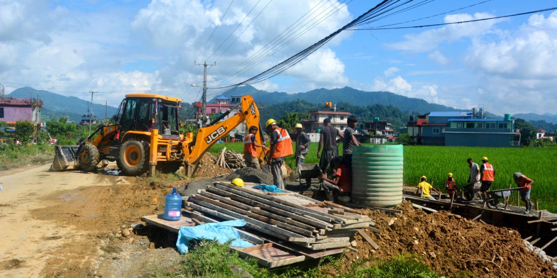 पोखराको तालचोकदेखि बेगनासतालसम्म सडक अब चार लेन