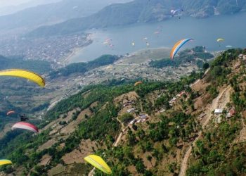 अब पोखरामा प्याराग्लाइडिङ पुरानै स्थान तोरीपानीबाट सञ्चालन, मान्द्रेढुङ्गा अपायक