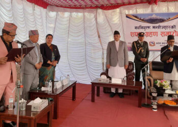 दीपक मनाङे चौथो पटक मन्त्री, लिए भौतिक पूर्वाधार मन्त्रीको शपथ