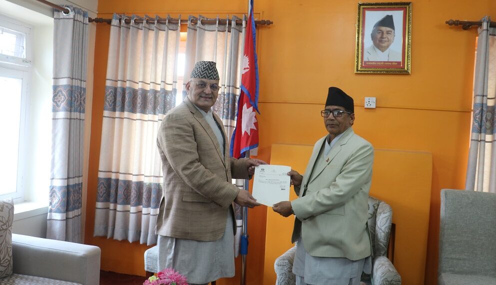 गण्डकीका मुख्यमन्त्री पाण्डेले दिए राजीनामा