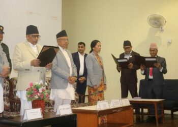 गण्डकीमा फ्लोर क्रस गरेका फणिन्द्र र जता पनि मिल्ने मनाङेलाई मन्त्री पद उपहार