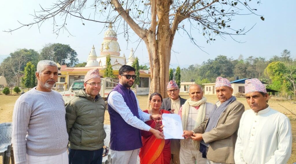 ज्येष्ठ नागरिकहरुलाई सामाजिक विकास कार्यालयको तीन लाख अनुदान