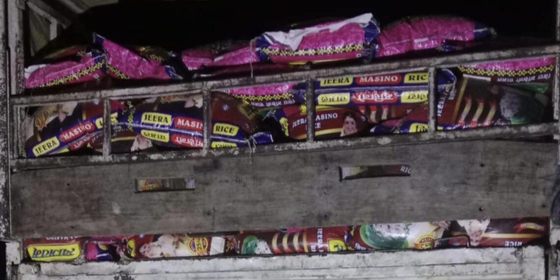 स्याङ्जामा अवैध सामान बरामद, तीनजना पक्राउ