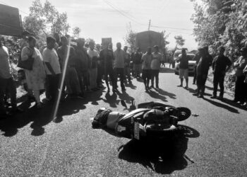 स्याङ्जामा ट्रक पछाडि स्कुटर ठक्कर खाँदा एक युवतीको मृत्यु