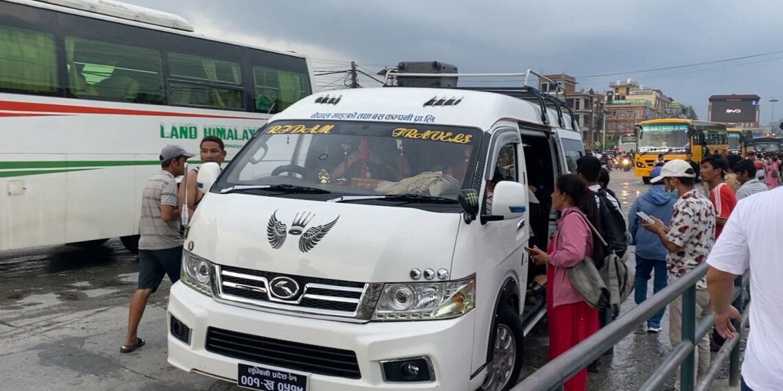 गण्डकी सरकारले स्थगन गर्नसाथ यातायात व्यवसायीको आन्दोलन फिर्ता, भोलिबाट नियमित रुपमा गाडी चल्ने