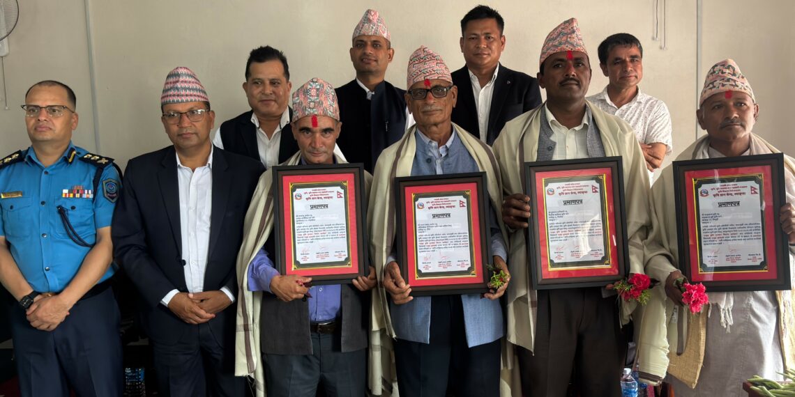 स्याङ्जाका उत्कृष्ट चार कृषक पुरस्कृत