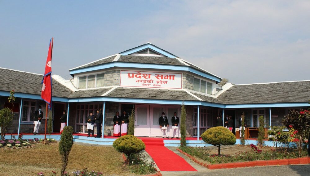 गण्डकीमा घरेलु मदिरा व्यवस्थापन: अब ६० लिटरसम्म घरमै बनाउन पाइने