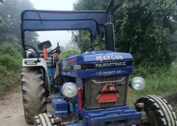 नदीजन्य पदार्थ उत्खनन र ओसारपसारमा संलग्न ट्याक्टर नियन्त्रणमा