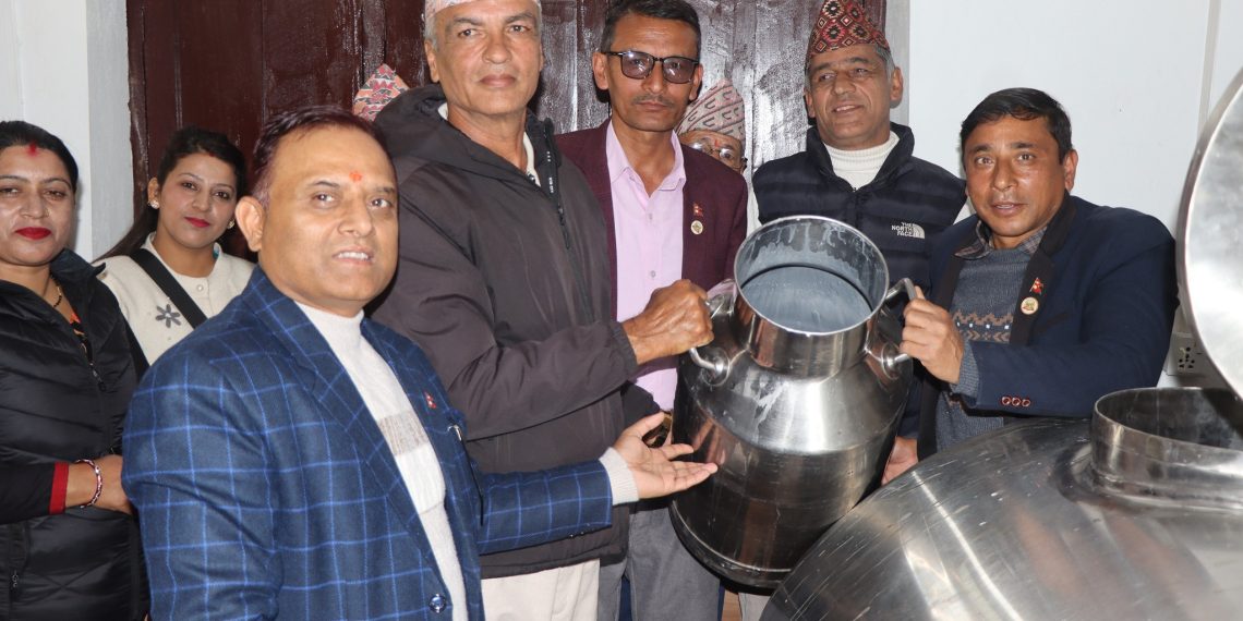 आँधीखोलामा दूध सङ्कलन केन्द्र सुरु, प्रति लिटर चार रुपैयाँ अनुदान