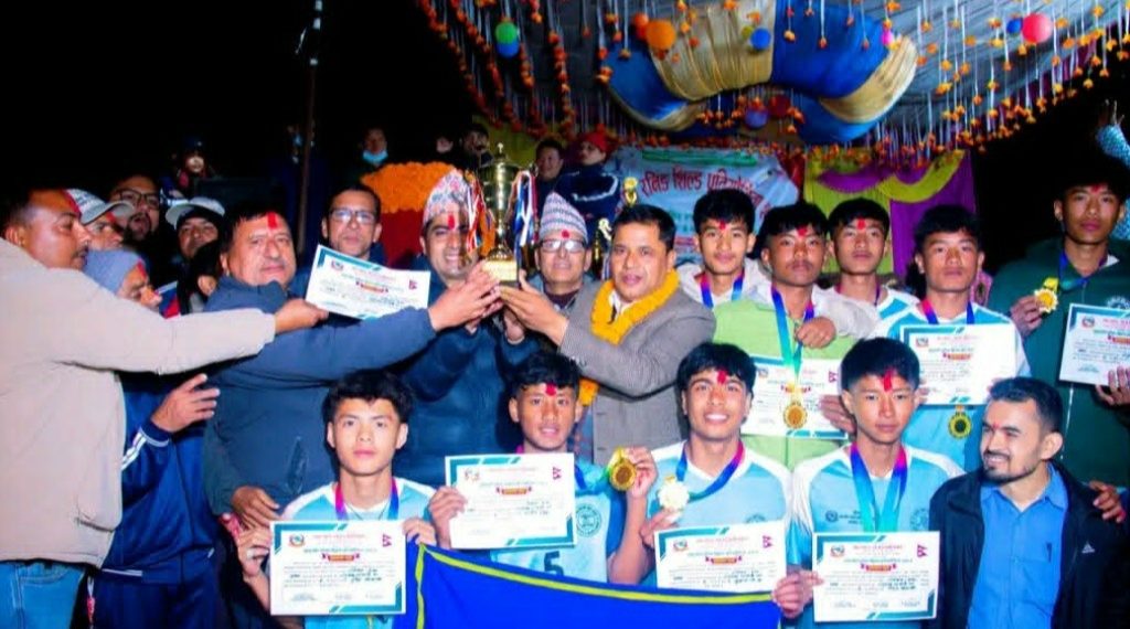 गल्याङमा राष्ट्रपति रनिङ शिल्डको उपाधि भानुभक्त माविलाई