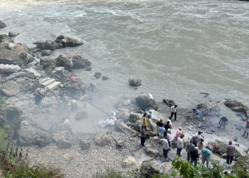 राम्दी घाटको अव्यवस्थाले अन्तिम संस्कारमै सास्ती