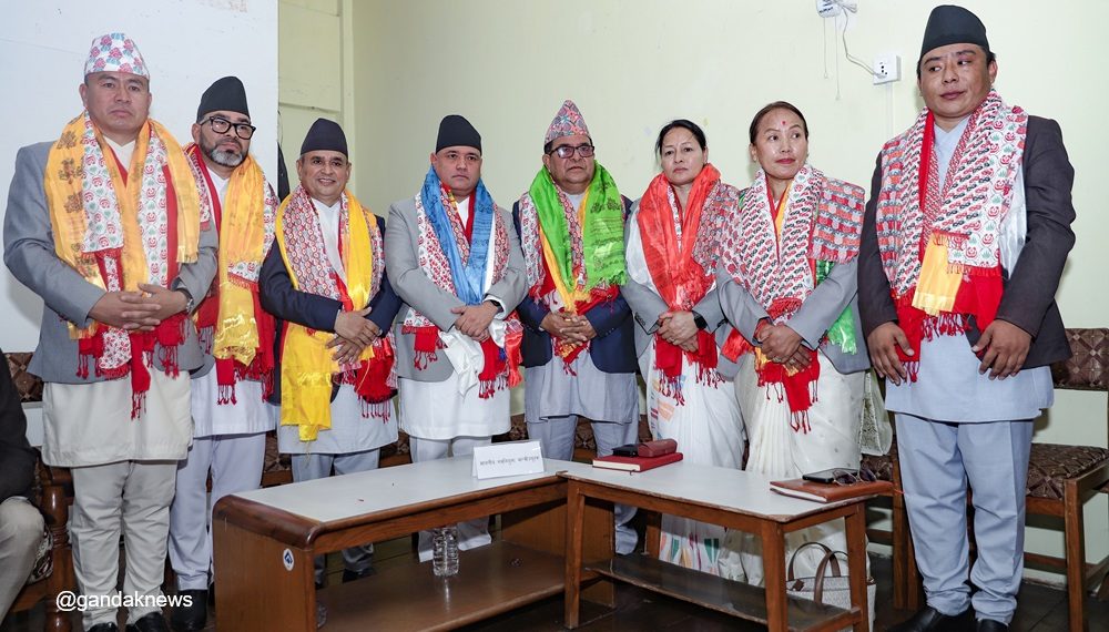 गण्डकीमा मन्त्रिमण्डल पुनर्गठनः एमाले र कांग्रेसबाट यी हुन् नयाँ मन्त्री