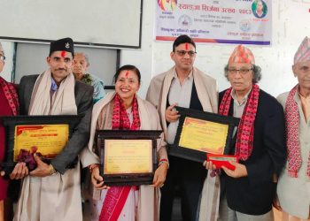 स्याङ्जामा स्रष्टा उत्सव: गीतदेखि गजलसम्म, तीन प्रतिभा सम्मानित