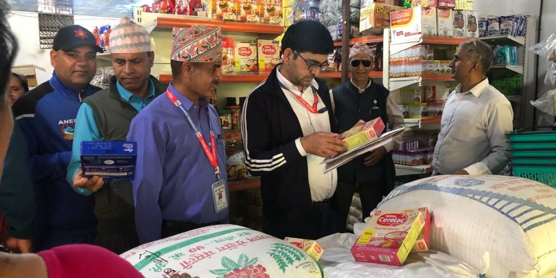 स्याङ्जामा आमाको दूधको विकल्प भन्दै बिक्री हुने सामग्रीमाथि कडाइ