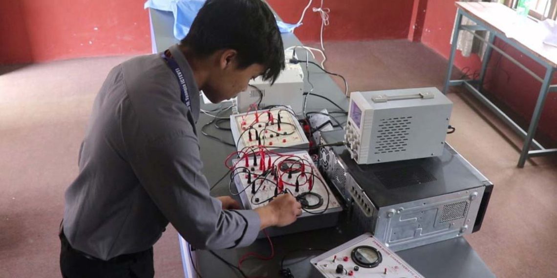 राउटे समुदायका युवक सिभिल इन्जिनियर बन्ने यात्रामा