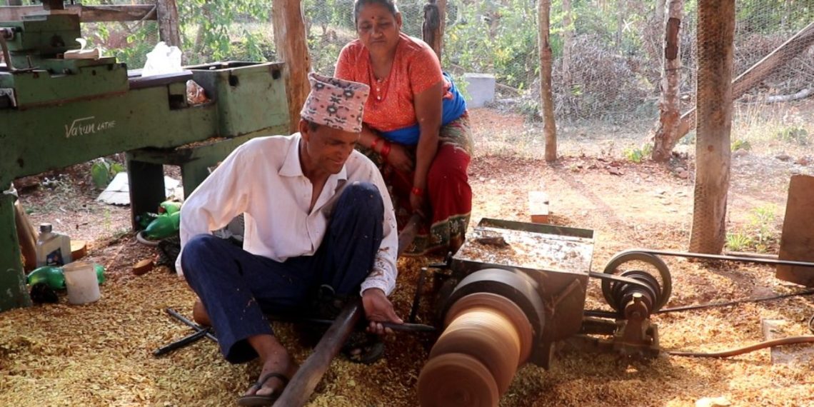 विदेशसम्म पुग्न थाले चापाकोटका काठे ठेकी