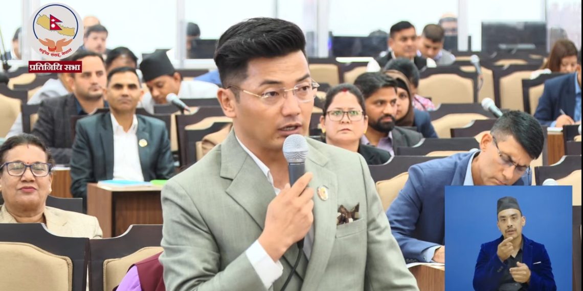 स्याङ्जाको नवग्रह मन्दिरको संरक्षणका लागि बजेट छुट्याइयोस् : सचेतक राई