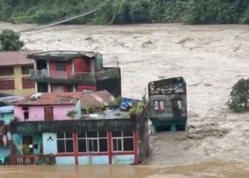 कालीगण्डकीको बाढीले सेतीबेणीका ५० घर डुबानमा